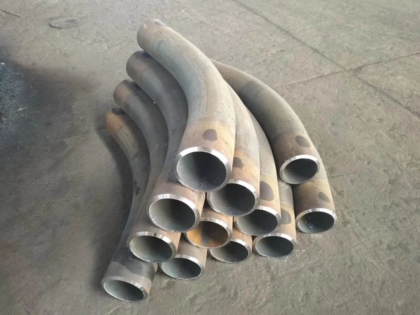 熱煨彎管
